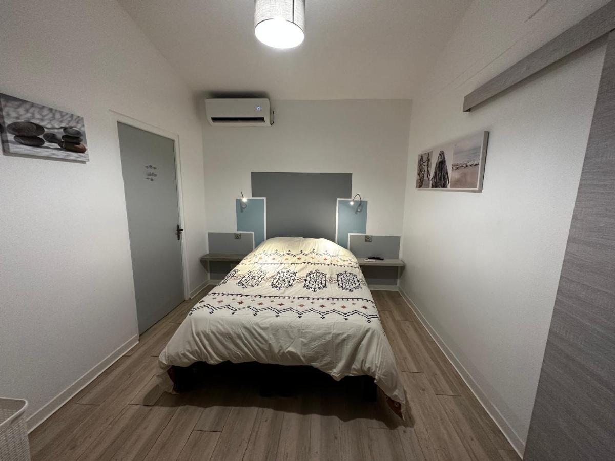 Le Cottage De Castaing Sur Plage Privee Sainte-Anne  Ngoại thất bức ảnh