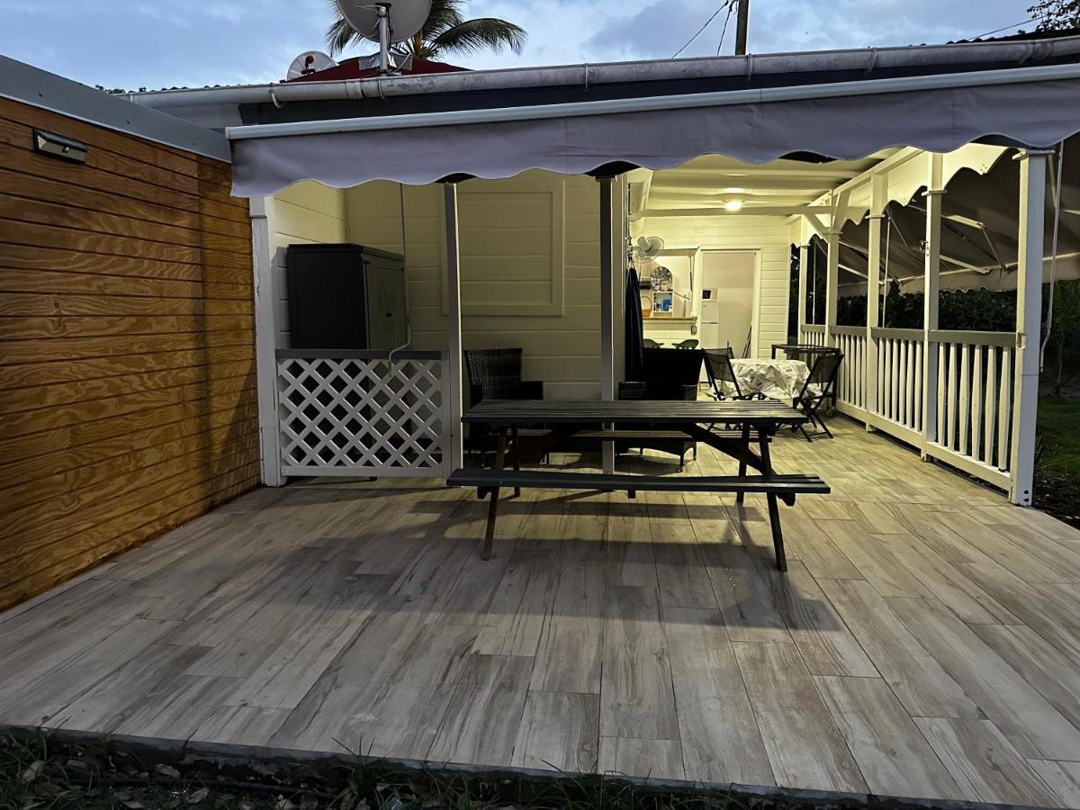 Le Cottage De Castaing Sur Plage Privee Sainte-Anne  Ngoại thất bức ảnh